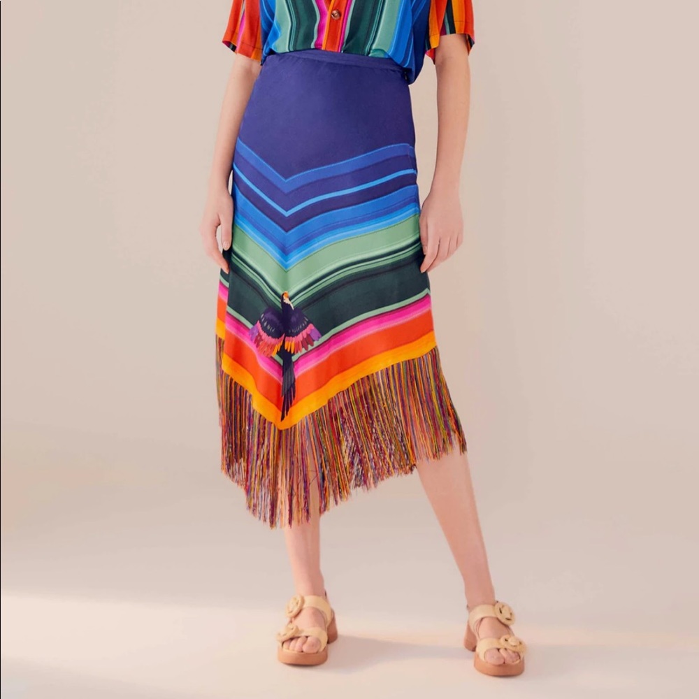 🎄 FARM Rio Rainbow Macaws Scarf Midi Skirt - Picture 10 of 15